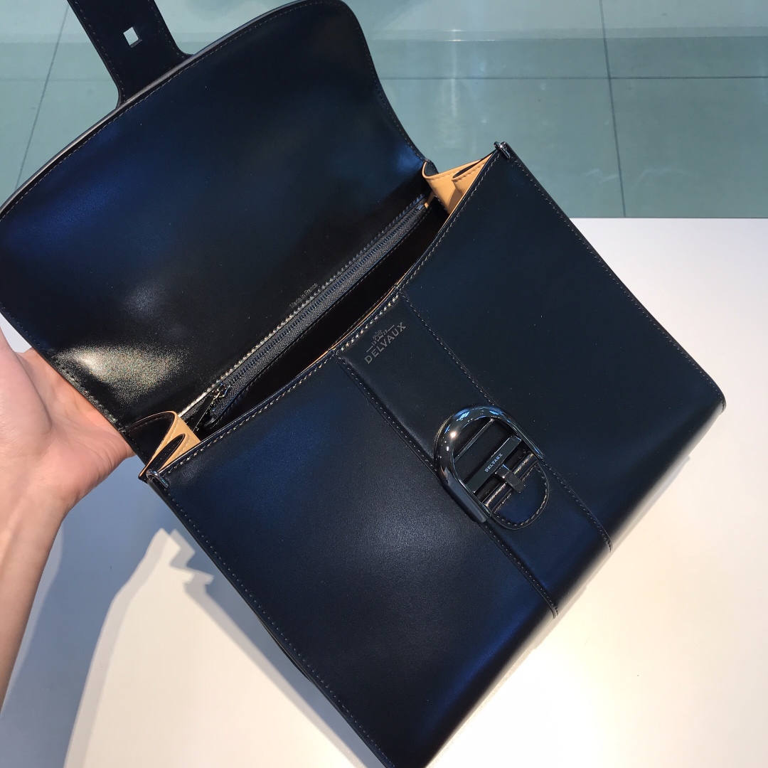 델보 브리앙 박스백 미듐